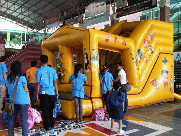  Sewa  Mainan Anak  remaja dewasa Bouncer Inflatable 