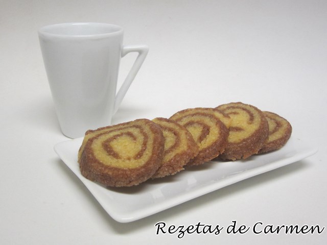 Galletas "espiral bicolor" (sin huevo)