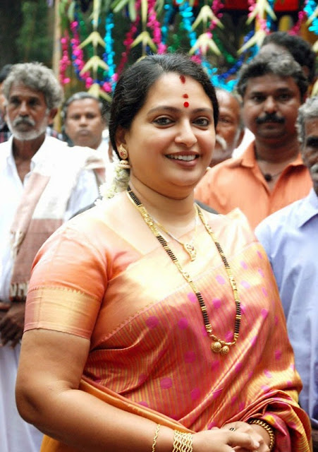 Actress Seetha Aunty Saree Photos