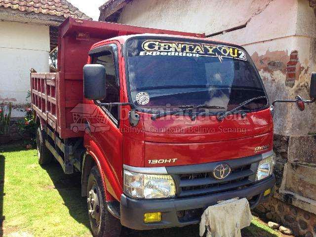 Toyota Dyna  130 HT dump truk  dyna  Truk  Bekas  Barang 