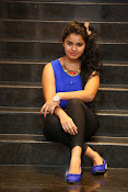 naveena jackson new sizzling pics-thumbnail-38