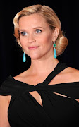 Reese Witherspoon in Monique Lhuillier with Irene Neuwirth earrings.