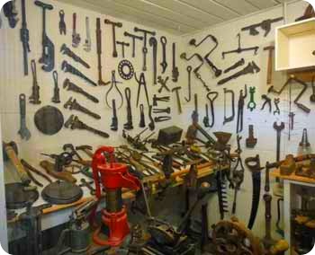 16-tools