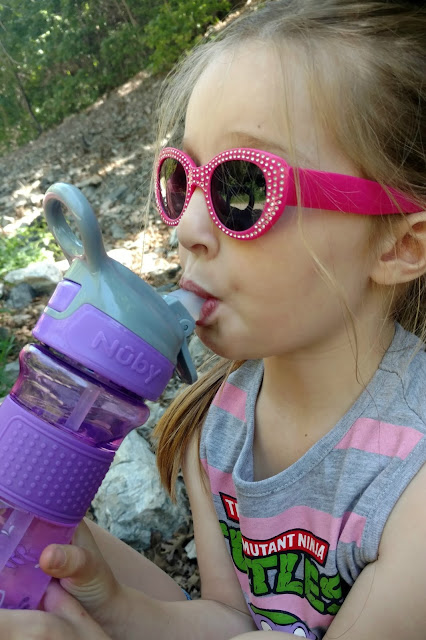 Hiking with kids doesn't have to be a hard thing if you follow these 7 simple tips!