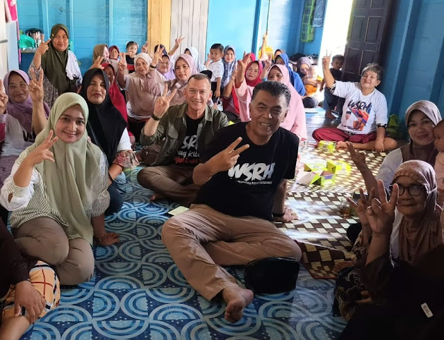 Kampanye di Desa Tanjung Sebauk, Paslon WS-RH Janjikan Gratiskan Seragam Sekolah Tingkat SD dan SMP