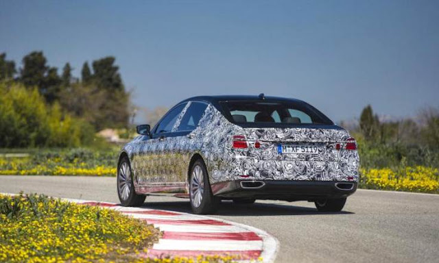 2017 BMW 7 Series Spy Shots