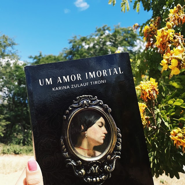 Resenha: Um Amor Imortal 