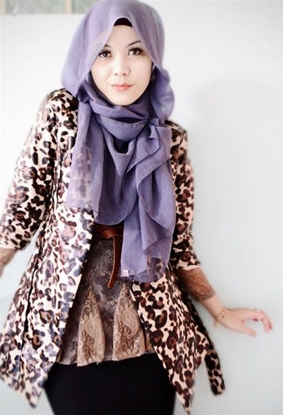  di tahun ini dengan desain yang biasa hingga dengan glamor dimana dapat kalian gunakan dala 72+ Koleksi Model Hijab Terbaru 2018 Trendy Modis