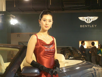 Hot Pretty Girls And Beautiful Cars Pictures