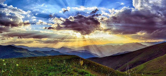 Types of clouds, types of clouds for kids, types of cloud formations, different cloud formations, different types of clouds, how are clouds formed, what are the different types of clouds, cloud names, cirrus clouds, cumulus clouds, cumulonimbus clouds, stratus clouds, nimbus cloud, nimbostratus clouds