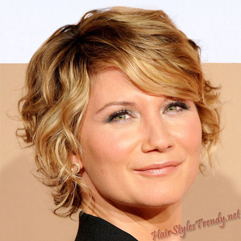 jennifer nettles hair style