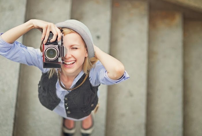 7 ways engagement photos could leave you needing a lawyer