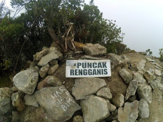 puncak gunung argopuro