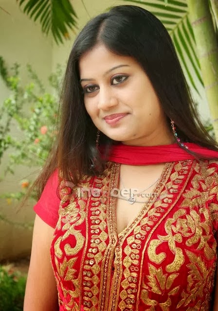 Malayalam Actress Anshiba hot Stills In Red Chirudhar