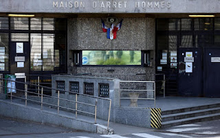 Prison de Fleury : quatre surveillants condamnés pour une fouille qui dégénère