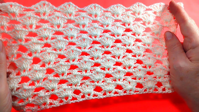 Crochet  Ganchillo Hilando Estilo Secretos Tejidos Vestidos y Blusas Entretejiendo Moda Puntada Transformadora Agujas y Sueños Magia Tejida