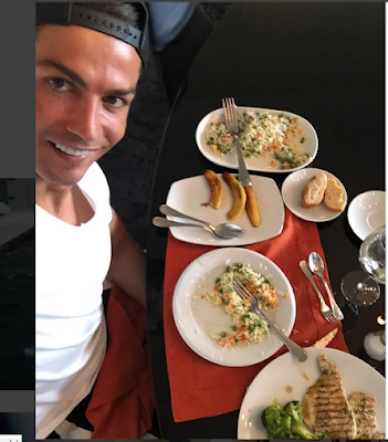 Cristiano Ronaldo Gives His Fans An Insight Into His Diet As He Recovers From Injury. [Photos]  4