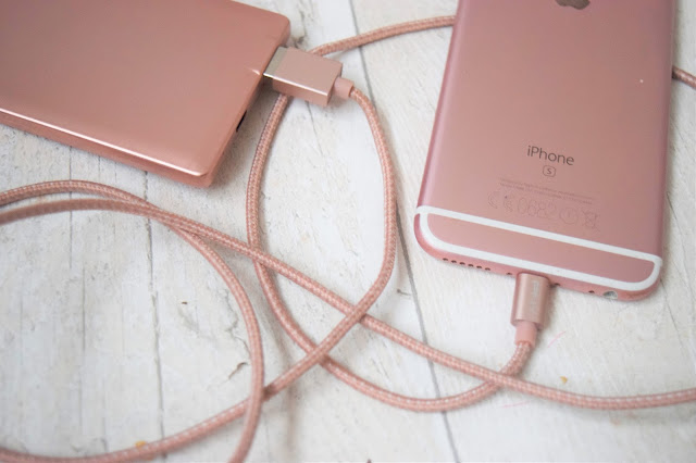 What Cat Says - Tech | PNY Rose Gold Power Bank and 1.2m Cable Charger