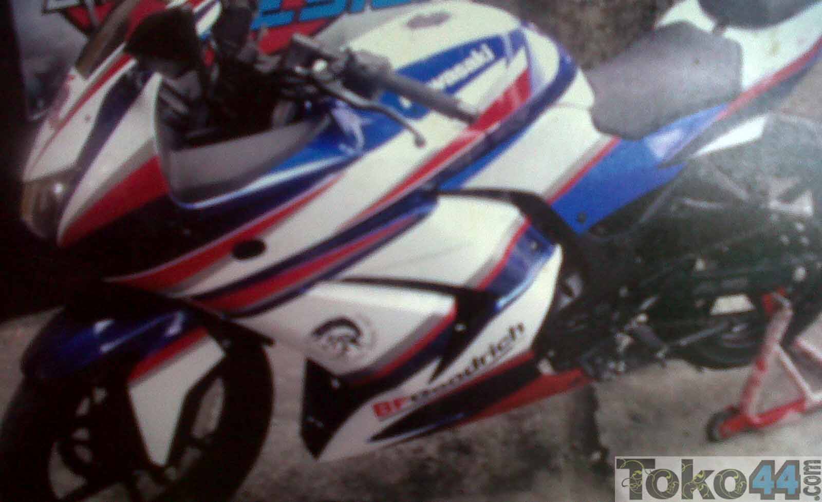 Desain Stiker Motor January 2012