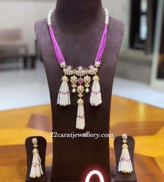 Small Ruby Beads Set with Tassels