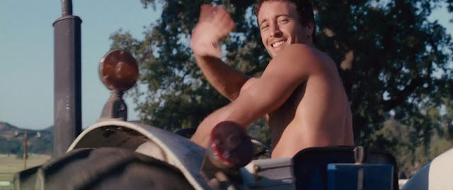 Alex O'Loughlin Torse nu dans le Back-Up Plan