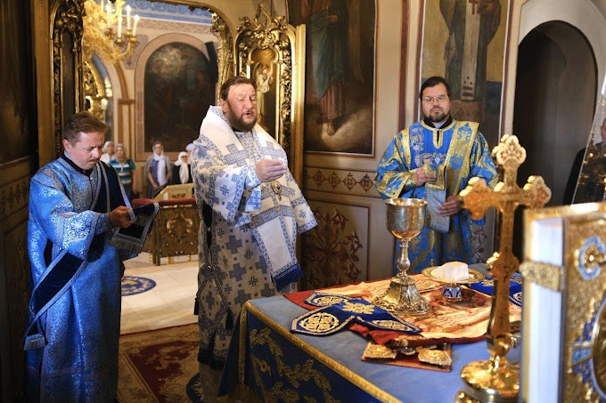 Празник чудотворне иконе Пресвете Богородице Богољубске (Московске) прослављен у Подворју СПЦ у Москви
