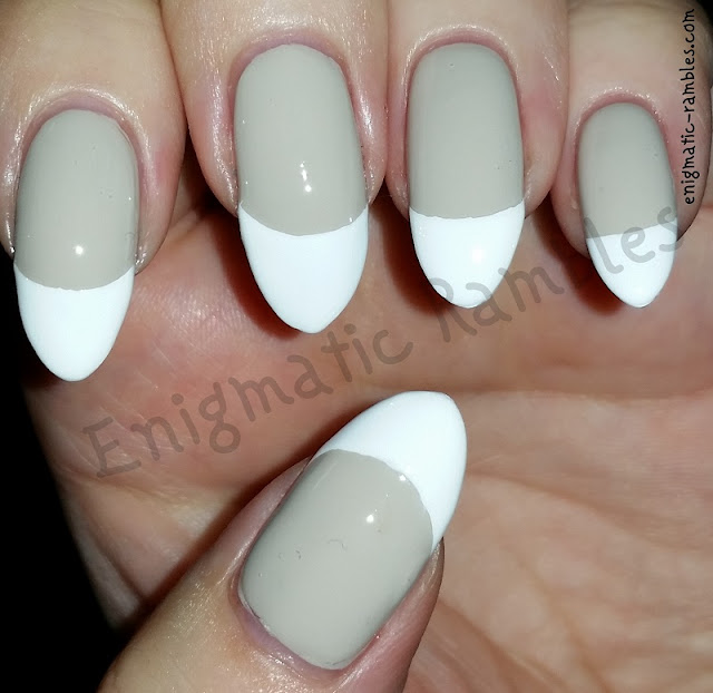 French-Tip-Nails