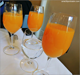 Brunch T.W. Food: Mimosas y Zumos de Naranja Natural 