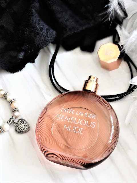 avis Sensuous Nude Estee Lauder, parfum estee lauder, sensuous estee lauder, sensuous nude estee lauder, avis sensuous nude, parfum pas cher, avis notino, parfum notino, parfum femme pas cher, blog parfum, perfume review, notino