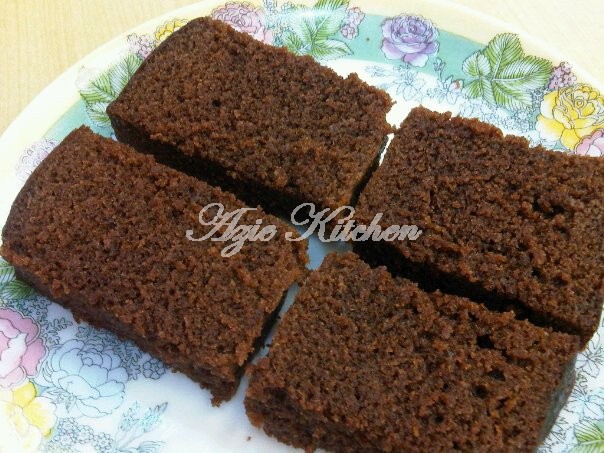 Kek Coklat Kukus Untuk Birthday Azie - Azie Kitchen