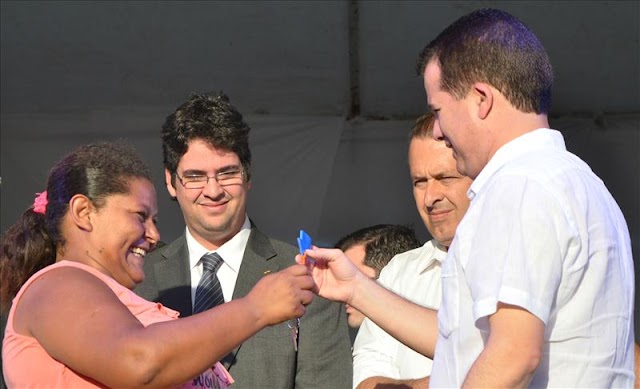 Casas do Programa “Minha Casa, Minha Vida” representam uma nova etapa para ex-moradores das favelas do Papelão e da Cohab em Santa Cruz do Capibaribe