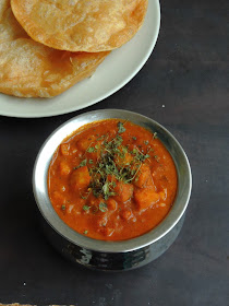 No onion no garlic Aloo rasedar, Potato curry with no onion no garlic