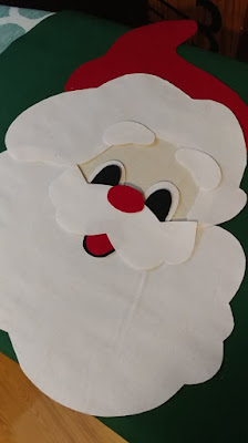 Quilted peeking Santa toilet seat lid cover