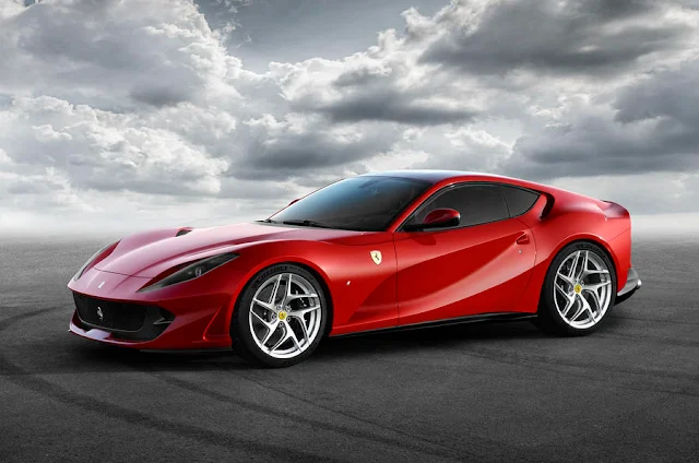 Ferrari 812 Superfast