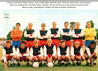 HFC HAARLEM - Haarlem, Holanda - Temporada 1970-71 - Schutz, De Wolf, Wentink, Holmström, Koopman, Van Breevoort y Paternotte; Hennie Van Nee, Gerrie De Goede, Boszhard, Win de Jong, Burgers, De Haan y Oosthuizen - 18º clasificado en la Eredivisie holandesa, el Haarlem bajó de categoría