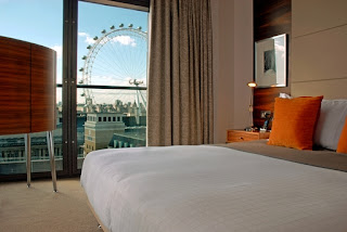 Hotels near London eye