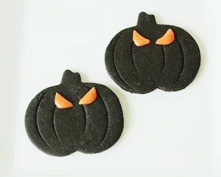 jack-lantern decorated sugar cookie tutorial