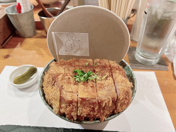 かつ丼 ちよ松 道頓堀本店の特上5ｾﾝﾁとじないかつ丼