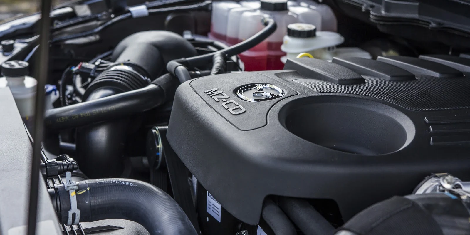 Đánh giá xe Mazda BT-50 2016