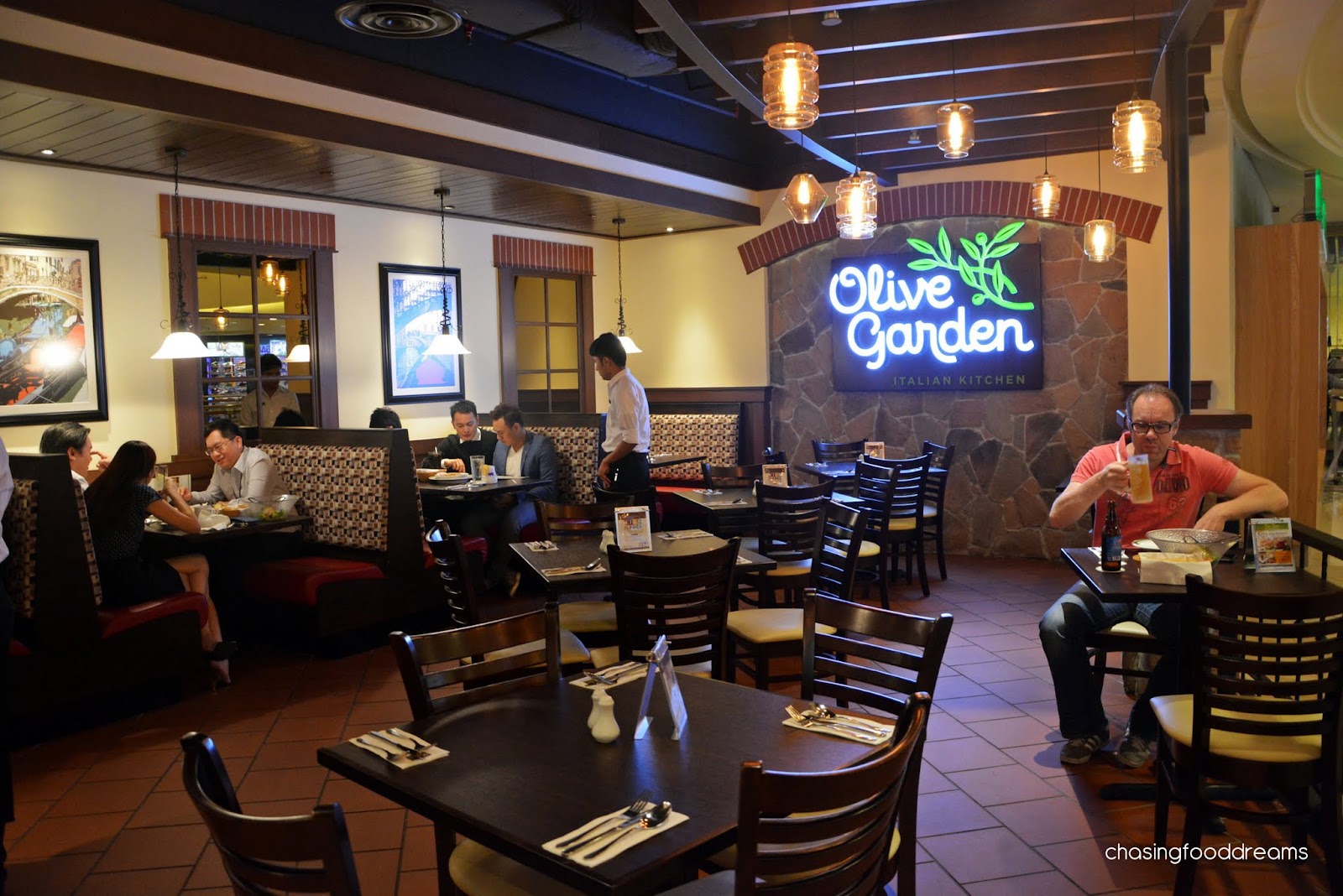 CHASING FOOD DREAMS: Olive Garden Italian Kitchen @ Mid ...