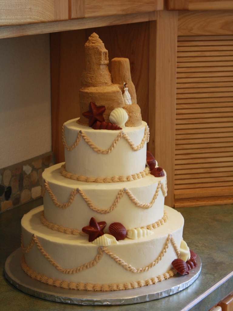 beach themed wedding cake,