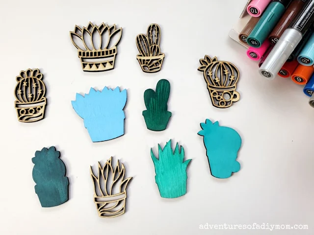 All the base pieces of the layered succulent magnets are colored a solid color with the Tooli-Art acrylic paint pens.