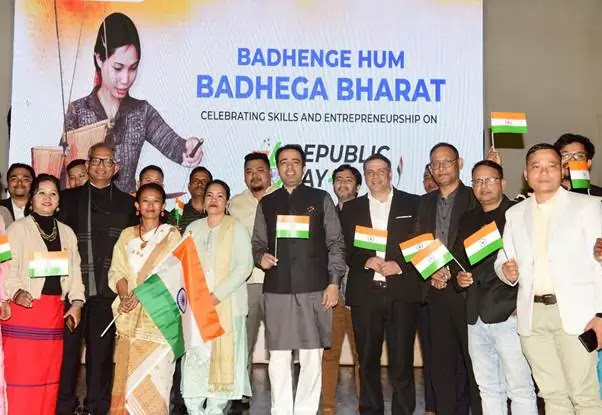 azadi ka amrit mahotsav 76th Republic Day: Minister Shri Jayant Chaudhary honours 100 Entrepreneurs; Highlights Global Demand for Skilled Workforce