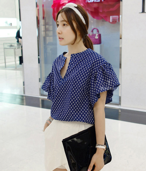 Boxy Ruffled Sleeves Blouse