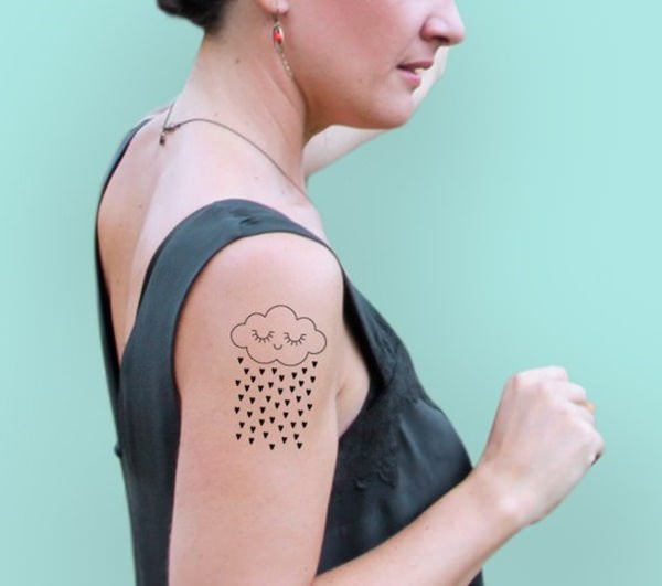 70 ideias de tatuagens de nuvens para mulheres criativas