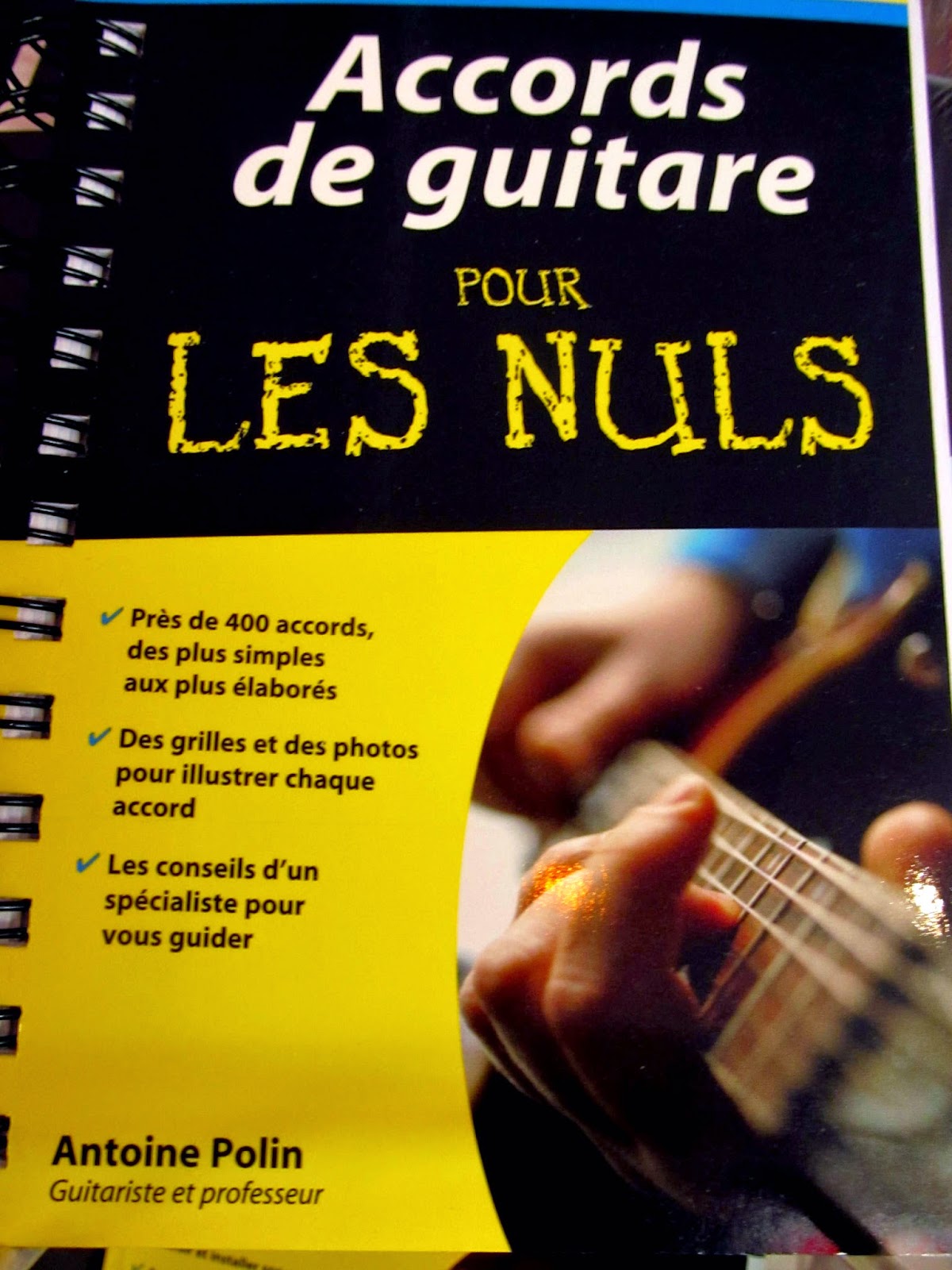 PREMIER ACCORD LE MI COURS DE GUITARE POUR NULS 