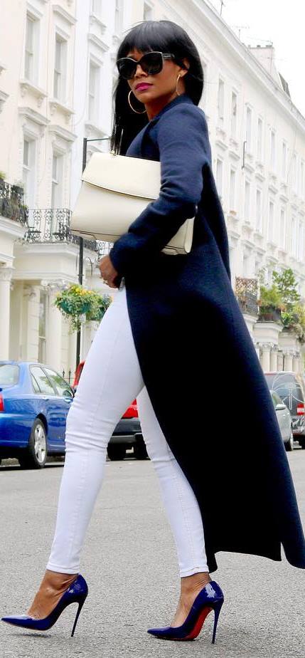 incredible outfit idea : bag + white skinnies + top + coat + heels