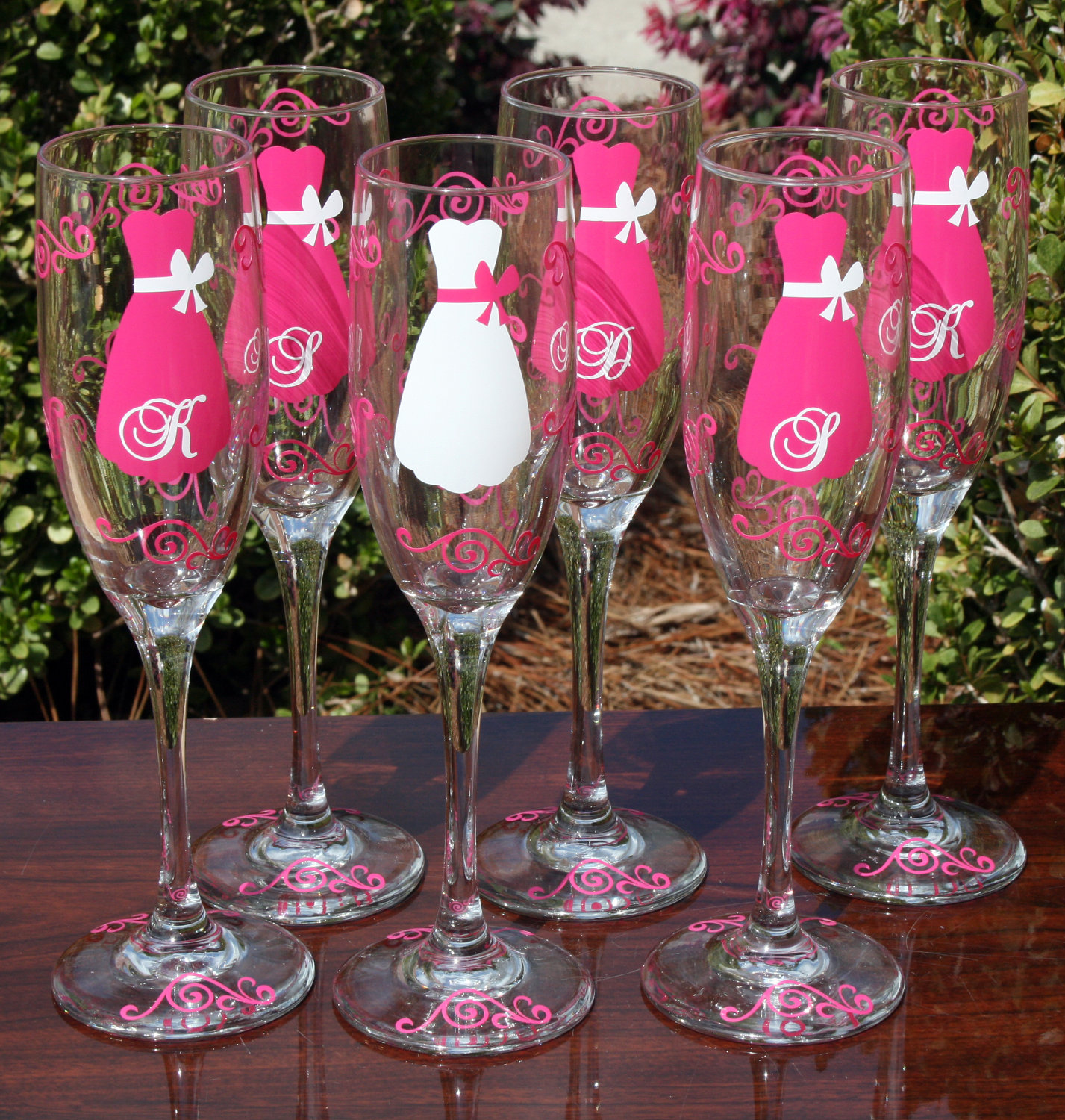 10ideas about Bridesmaid Wine Glasses on Pinterest