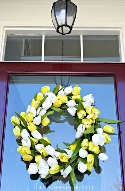 DIY white and yellow tulip wreath
