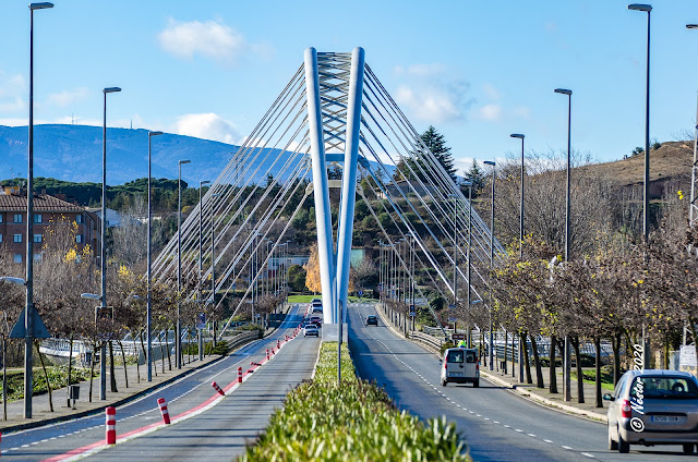 Puente Sagasta.